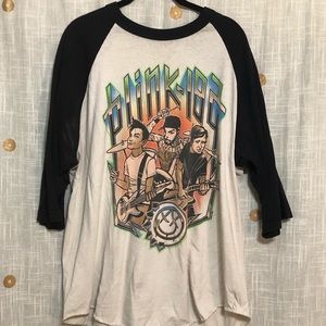 Blink 182 Band Tee 2009 Tour Shirt